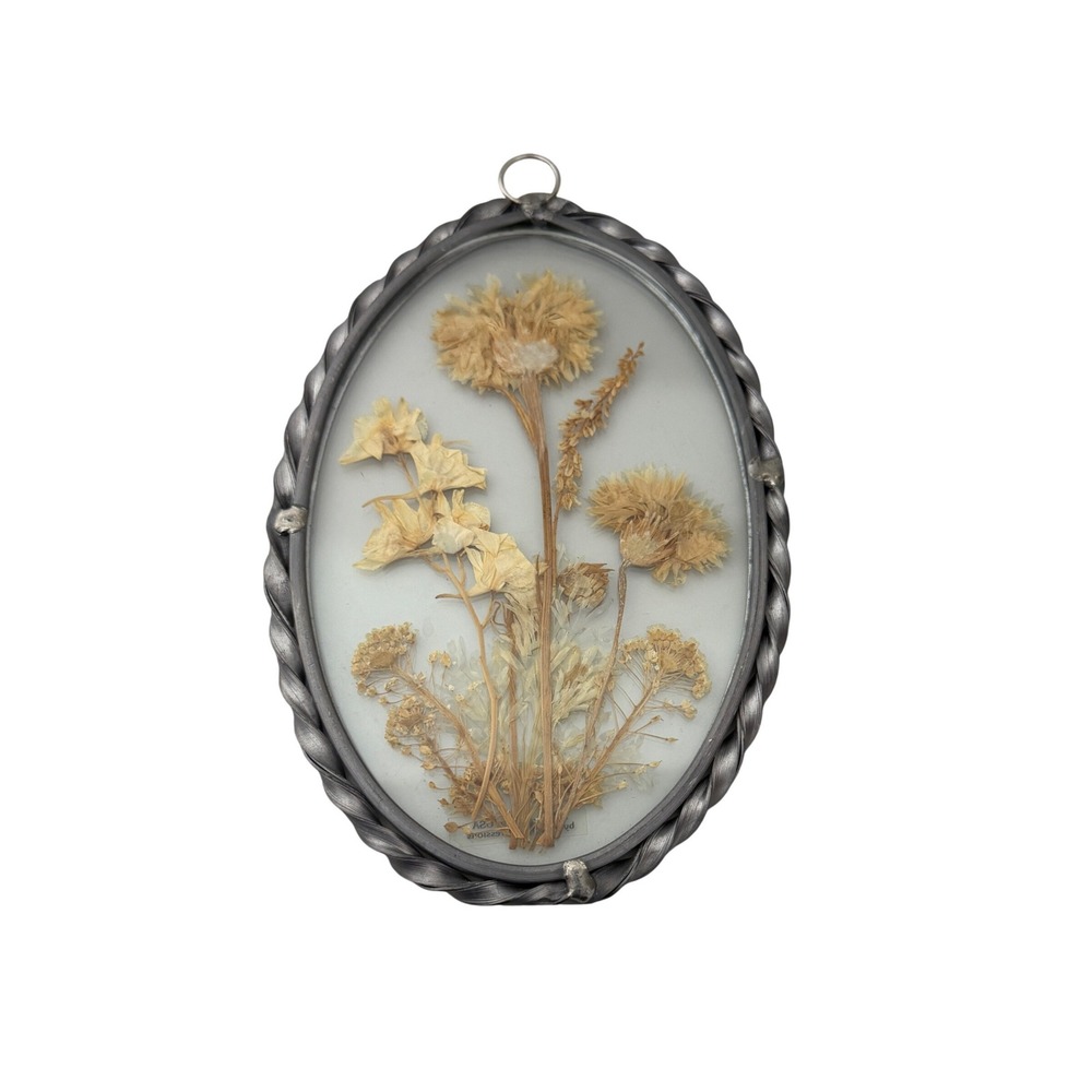 Vintage Lasting Impressions Pressed Flower Wall Hanging  Silver Oval Botanical